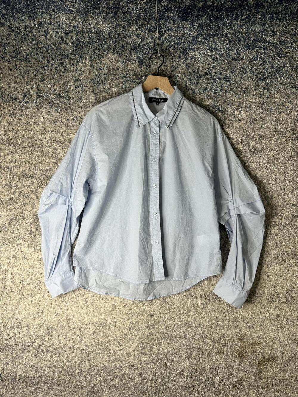 Tout A Coup Button Up Shirt Womens Small Blue 100% Cotton Poplin Long Sleeve Top